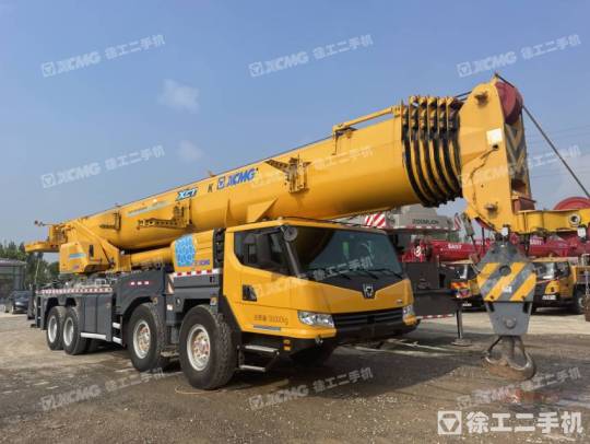 徐工XCT95L7汽車起重機