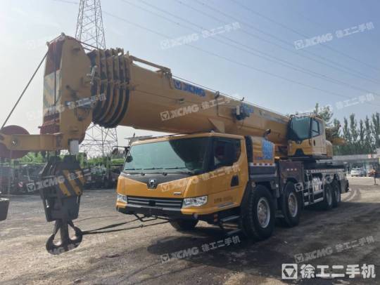 徐工XCT95L7汽車起重機