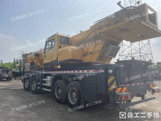 徐工XCT85L7汽車起重機(jī)
