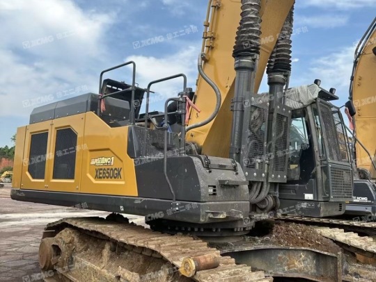 徐工XE650GK履帶式挖掘機