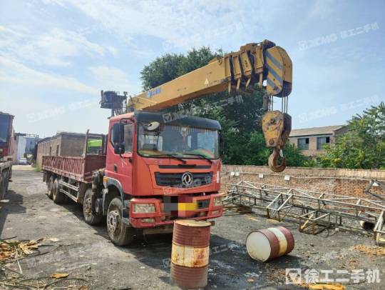 徐工GSQS300-4隨車起重機