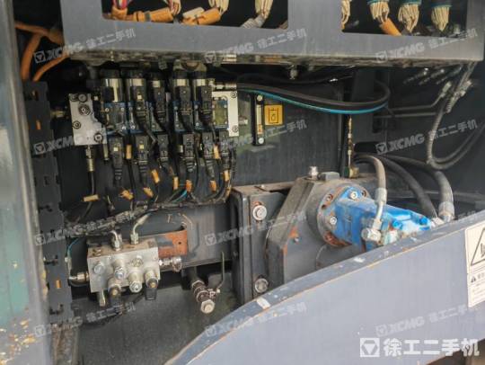 徐工RP803攤鋪機(jī)