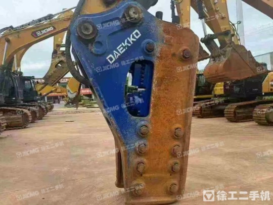 徐工XE650GK履帶式挖掘機