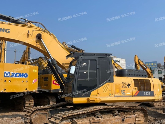 柳工CLG939E履帶式挖掘機(jī)