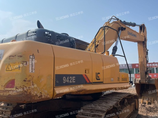 柳工CLG939E履帶式挖掘機(jī)