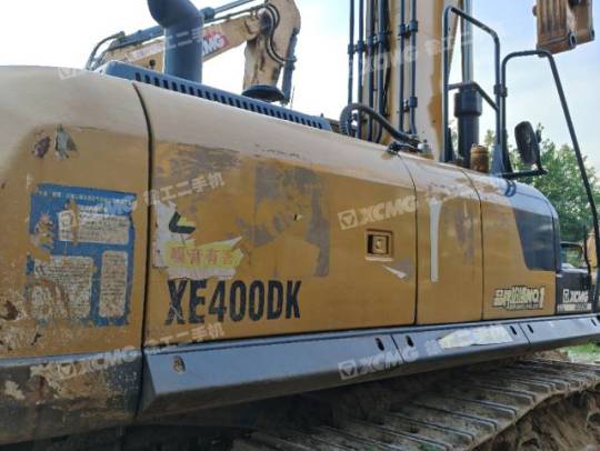 徐工XE400DK履帶式挖掘機
