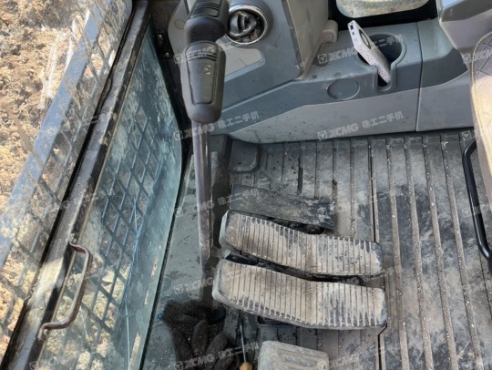 徐工XE380DK履帶式挖掘機