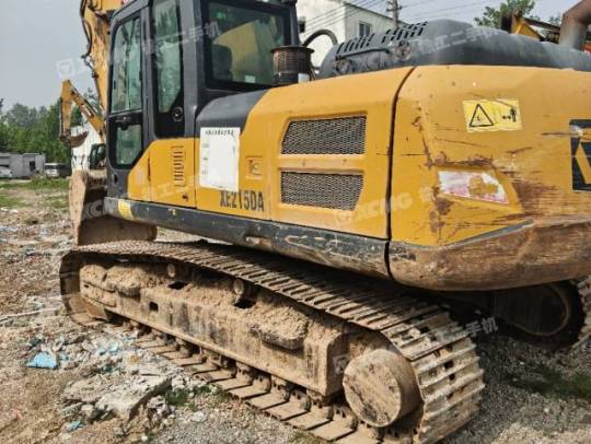 徐工XE215DA履帶式挖掘機