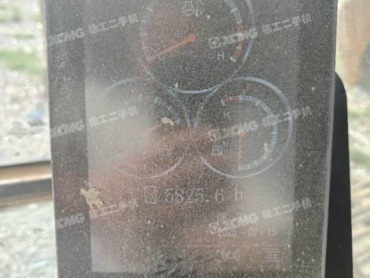 徐工XE215DA履帶式挖掘機