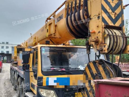 徐工QY130K汽車起重機