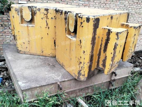 徐工QY130K汽車起重機