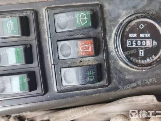 徐工QY130K汽車起重機