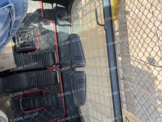 徐工XE490DK履帶式挖掘機(jī)