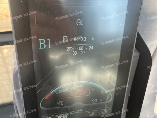 徐工XE490DK履帶式挖掘機(jī)