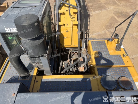 徐工XE490DK履帶式挖掘機(jī)