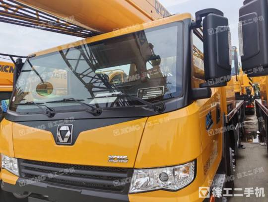 徐工QY25K5C-2汽車(chē)起重機(jī)