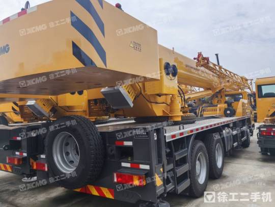 徐工QY25K5C-2汽車(chē)起重機(jī)