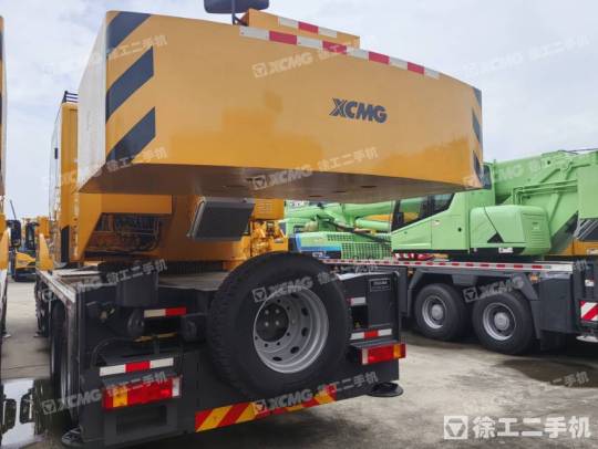 徐工QY25K5C-2汽車(chē)起重機(jī)