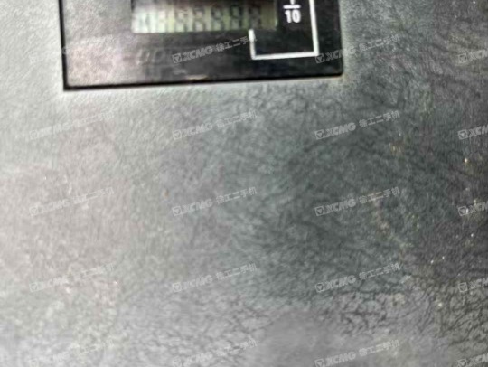 現(xiàn)代R375LC-7履帶式挖掘機