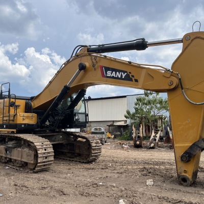 三一重工SY950H履带式挖掘机