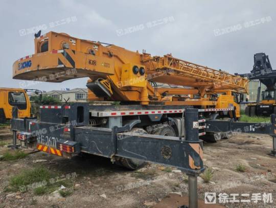 徐工QY50KC汽車起重機