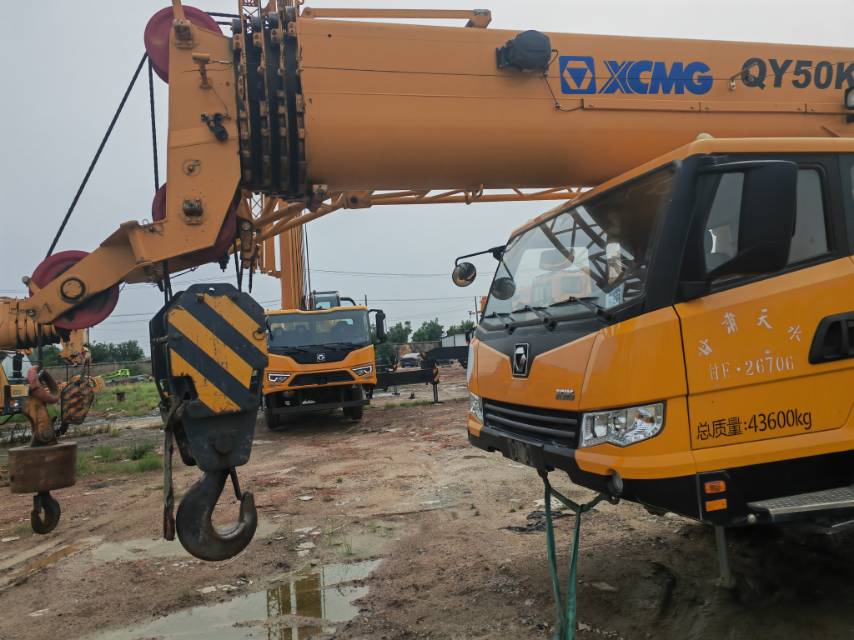 徐工QY50KC汽車起重機