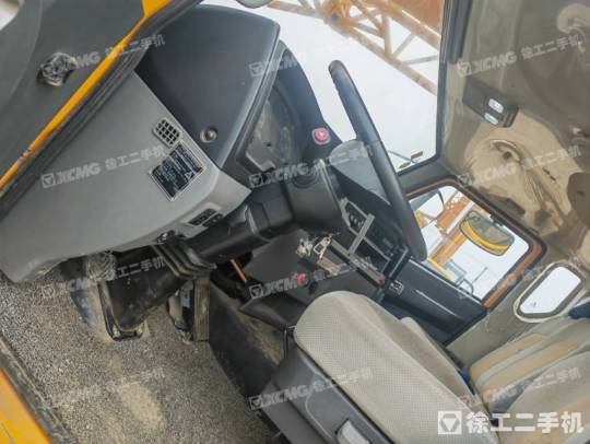 徐工QY50KC汽車起重機