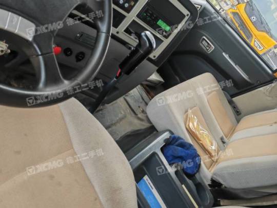 徐工QY50KC汽車起重機