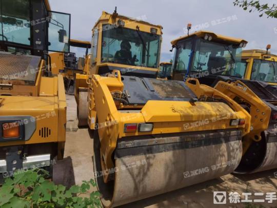 徐工XS133單鋼輪壓路機