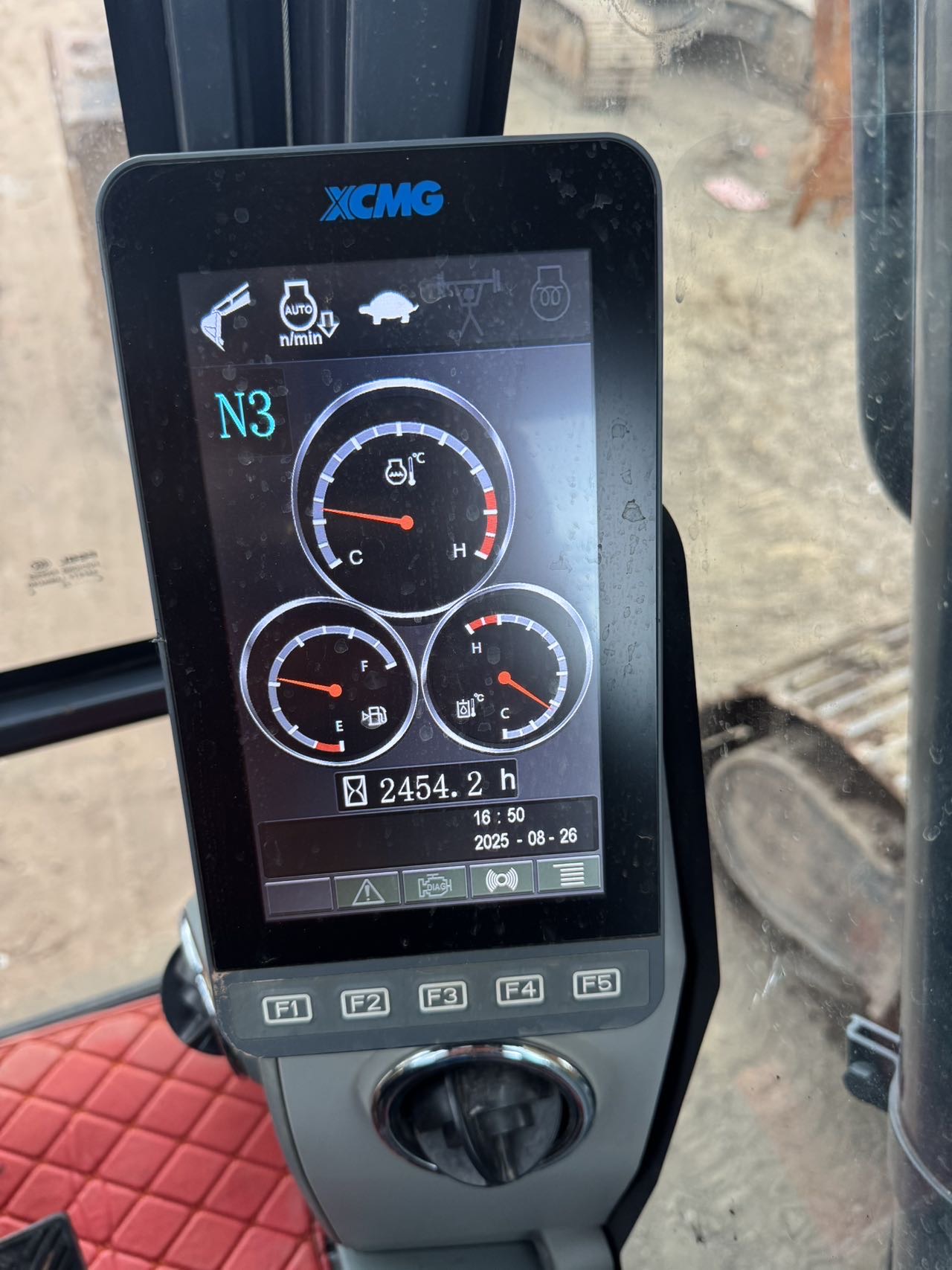 徐工XE200DA履帶式挖掘機