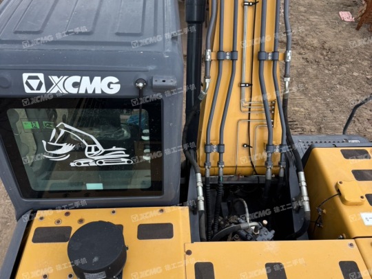 徐工XE200DA履帶式挖掘機