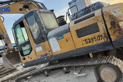 徐工XE215D履帶式挖掘機(jī)