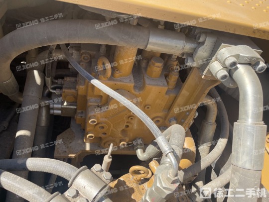 三一重工SY375H履帶式挖掘機