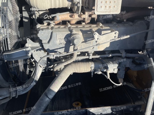 三一重工SY375H履帶式挖掘機