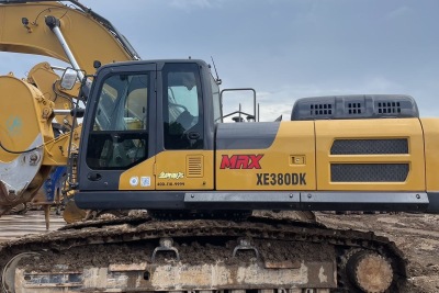 徐工XE380DK履帶式挖掘機