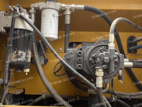 徐工XE380DK履帶式挖掘機