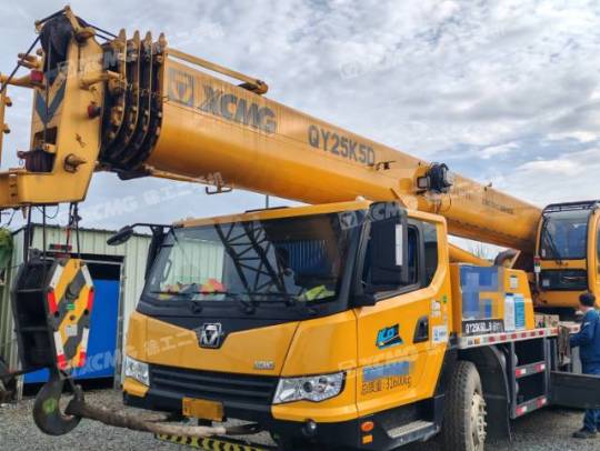 徐工QY25K5D-5汽車起重機