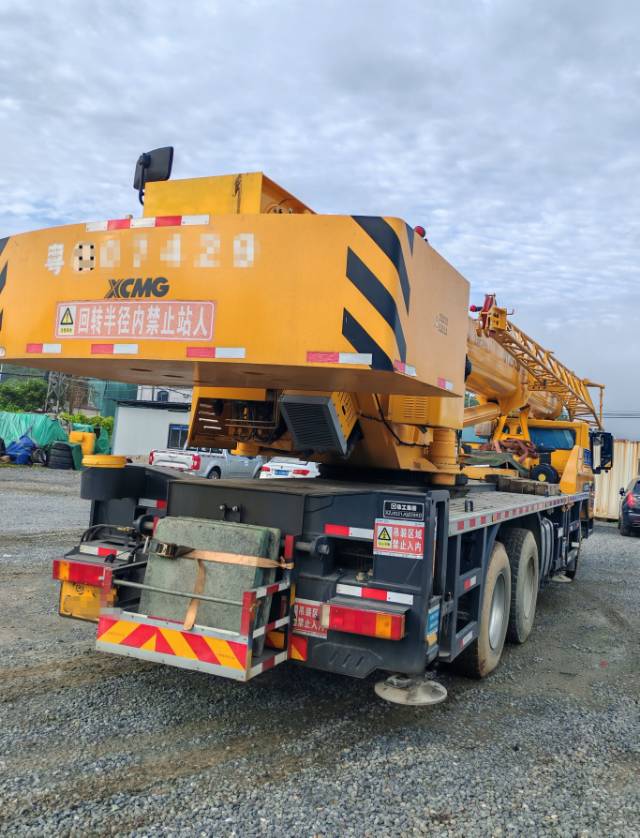 徐工QY25K5D-5汽車起重機(jī)