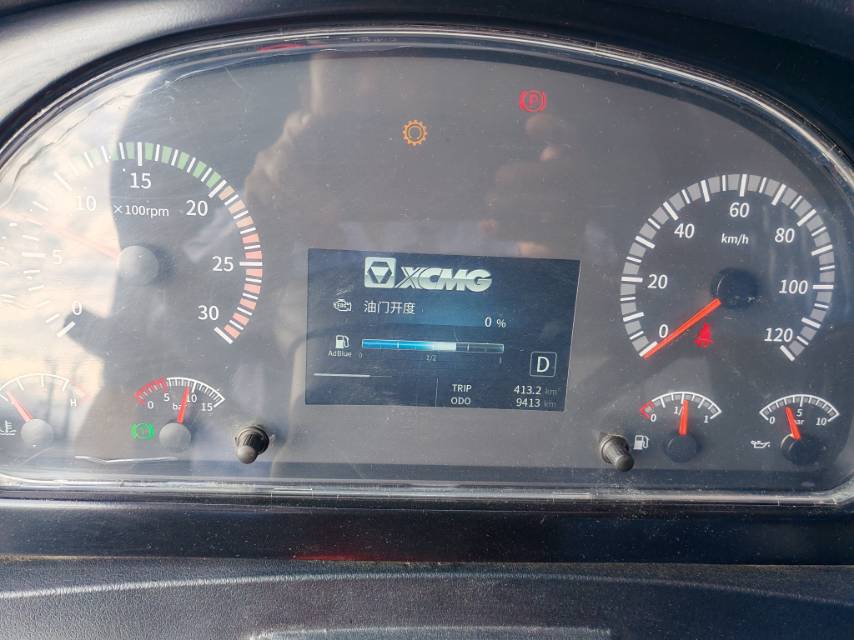 徐工QY25K5D-5汽車起重機(jī)
