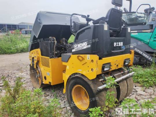 徐工XMR403VT雙鋼輪壓路機