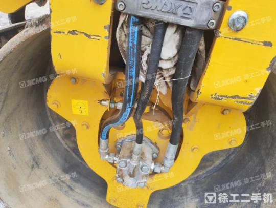 徐工XMR403VT雙鋼輪壓路機