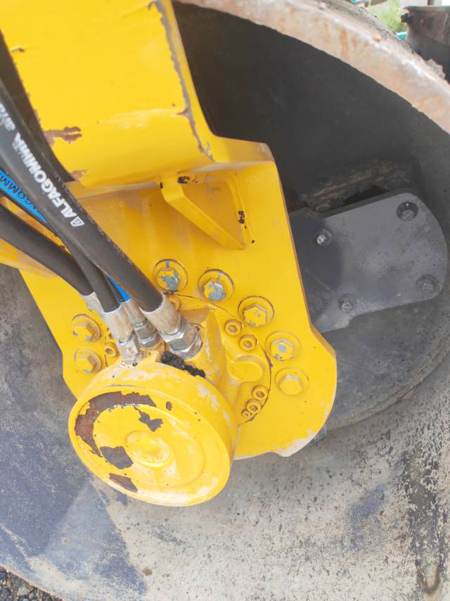 徐工XMR403VT雙鋼輪壓路機
