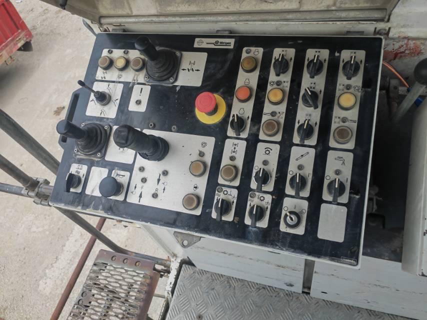 維特根W2000銑刨機