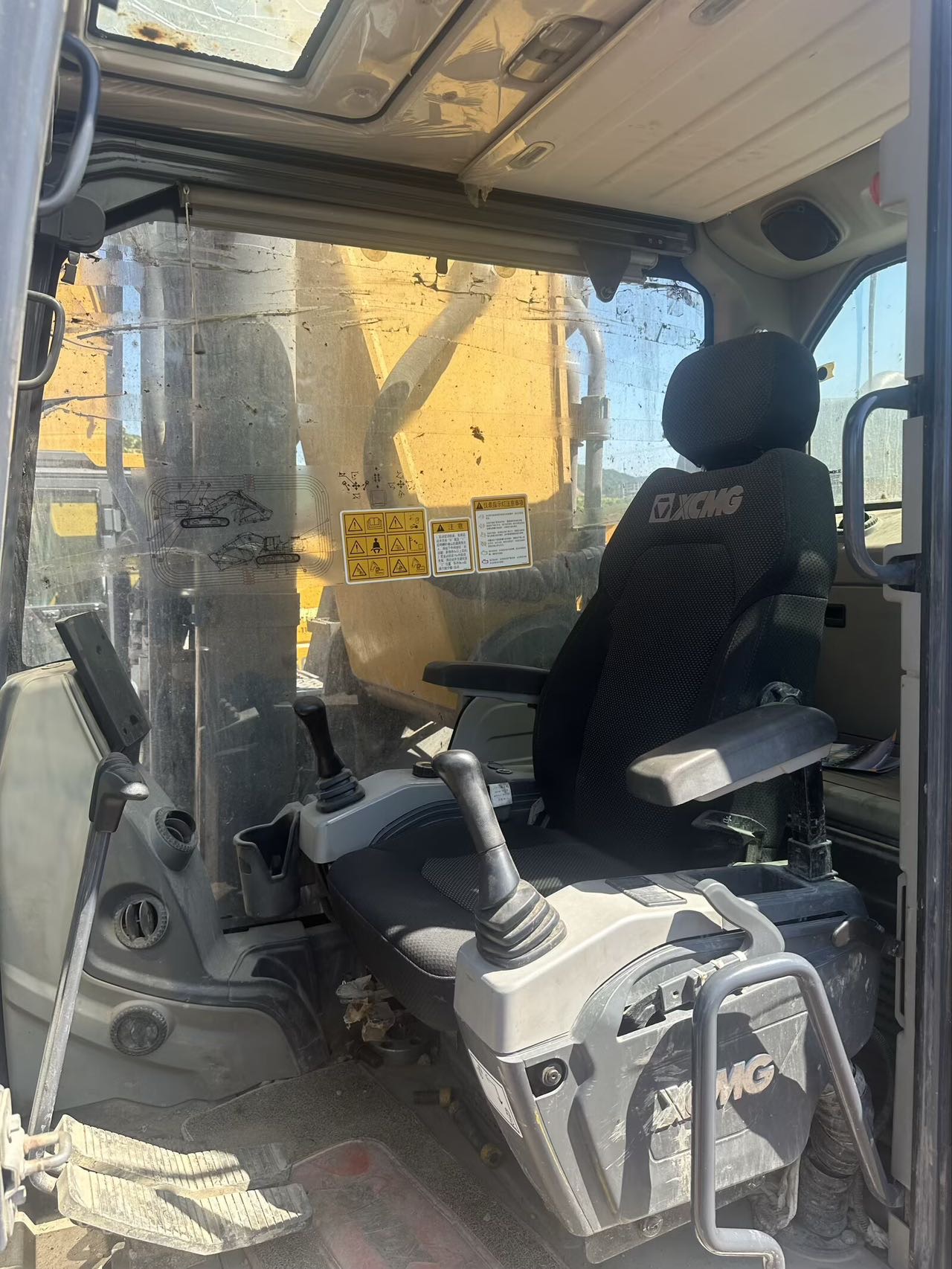 徐工XE500GK履帶式挖掘機