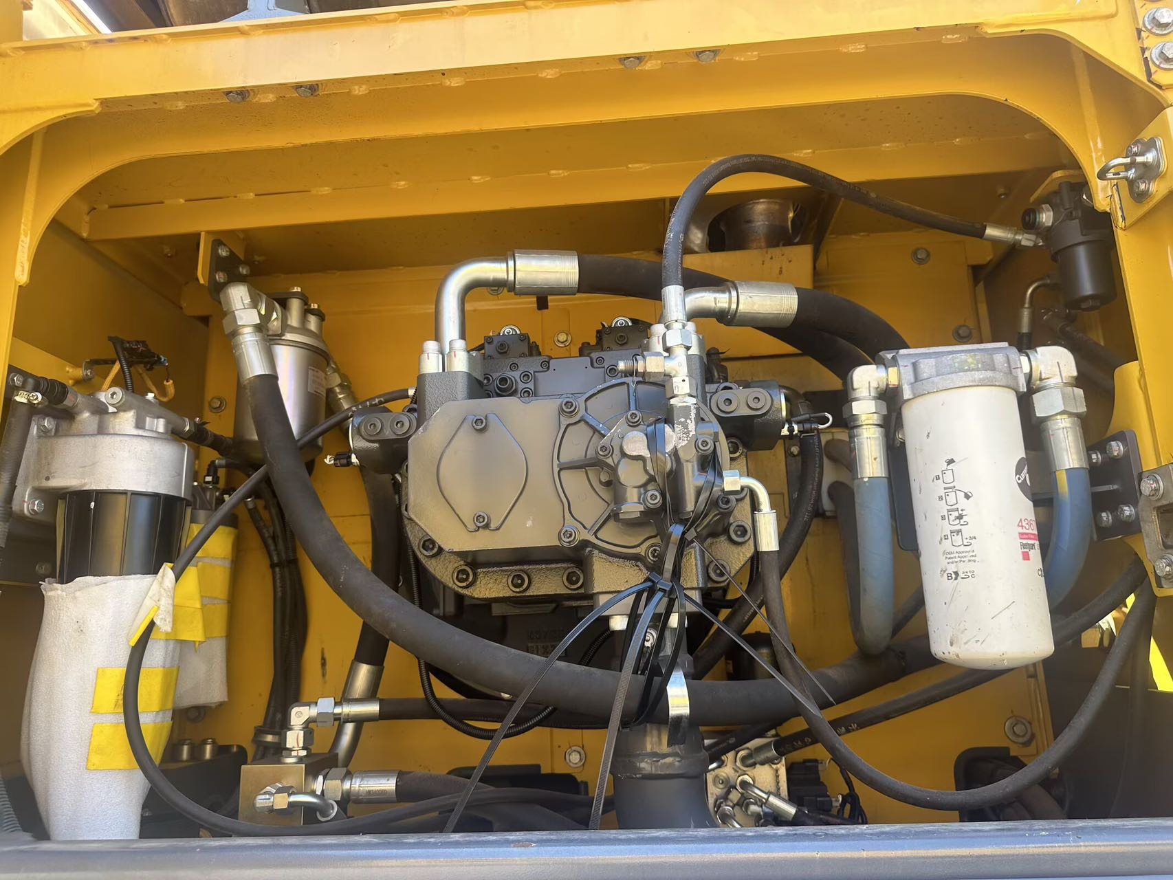 徐工XE500GK履帶式挖掘機