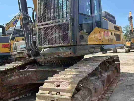 徐工XE550DK MAX履帶式挖掘機
