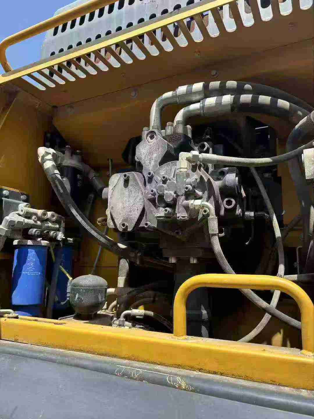 徐工XE550DK MAX履帶式挖掘機