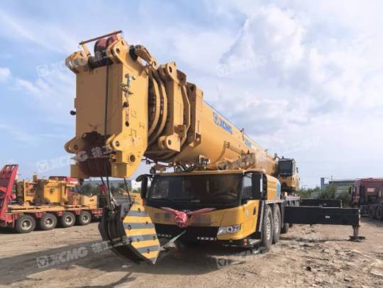 徐工XCA300_1全地面起重機(jī)