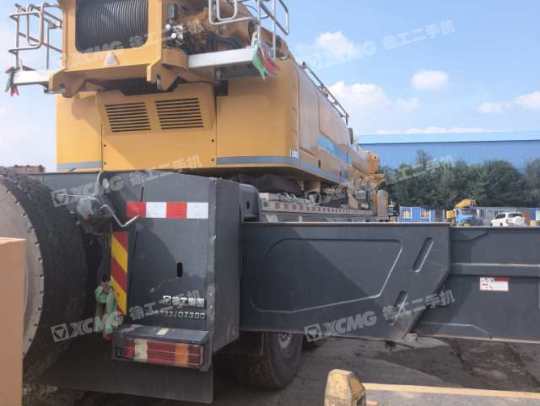 徐工XCA300_1全地面起重機(jī)