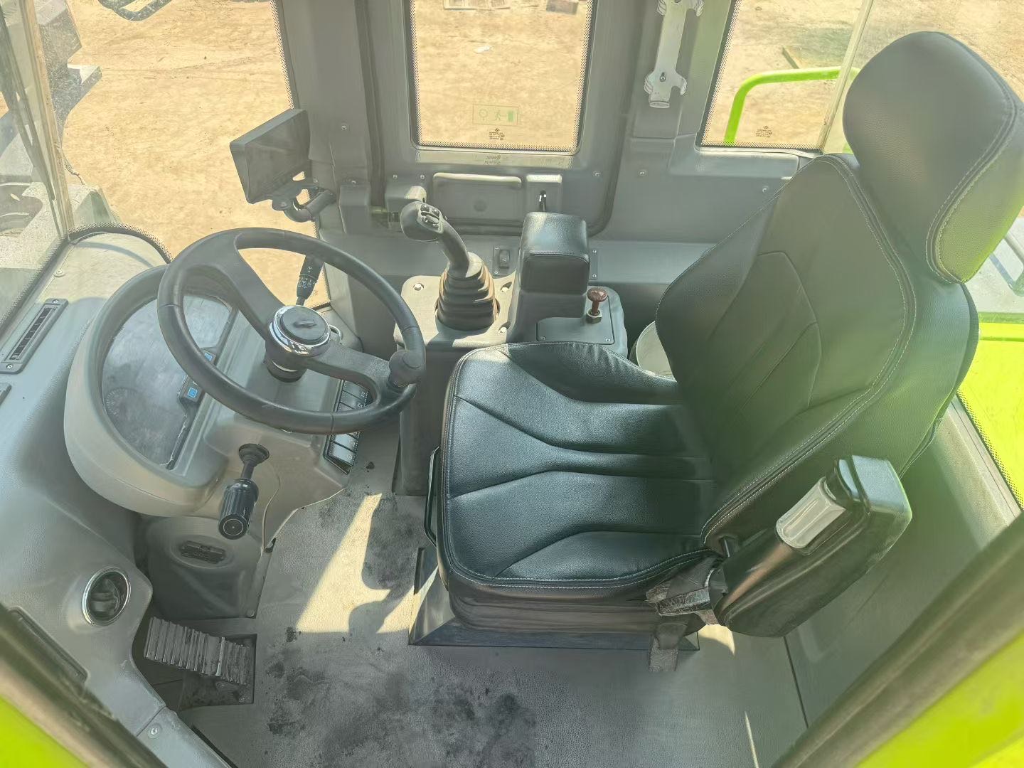 博雷頓BRT956EV輪式裝載機(jī)